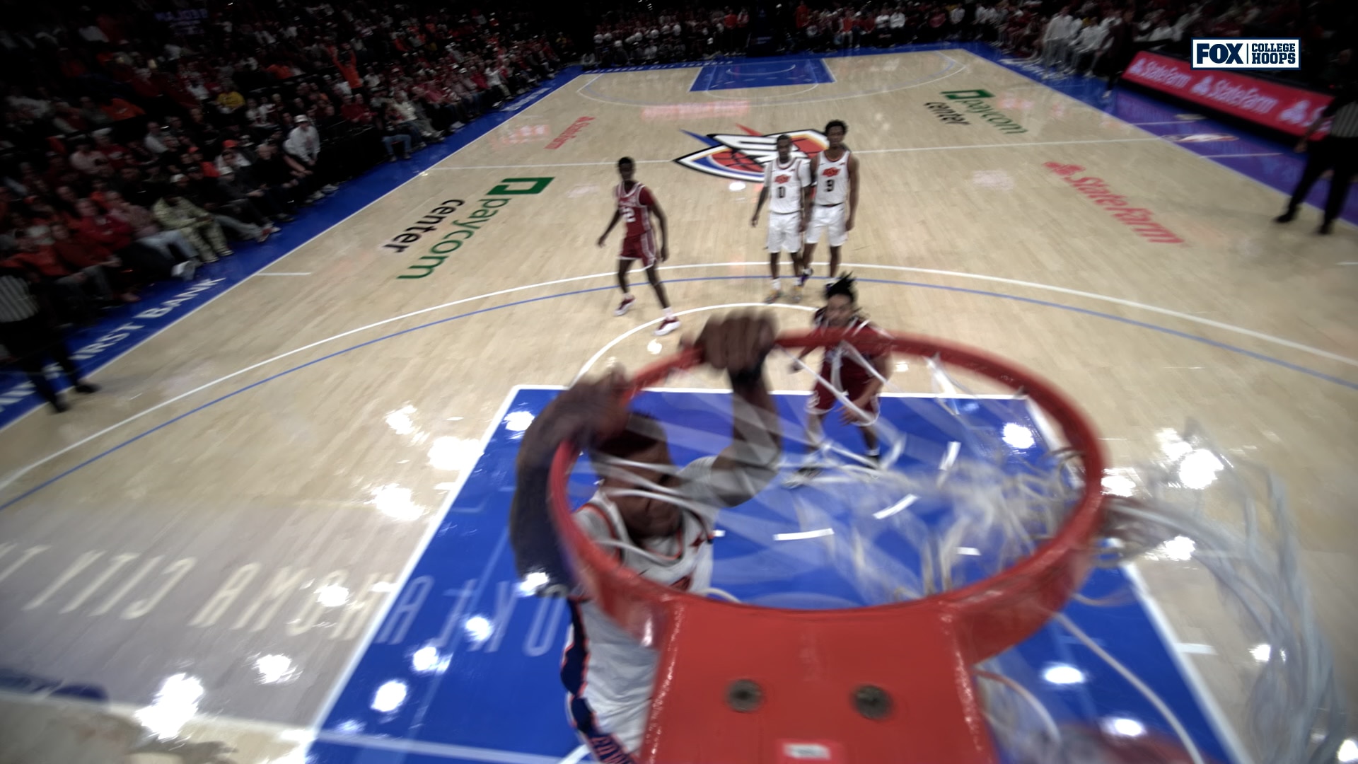 Oklahoma State’s Christian Coleman hammers two-handed jam vs. Oklahoma