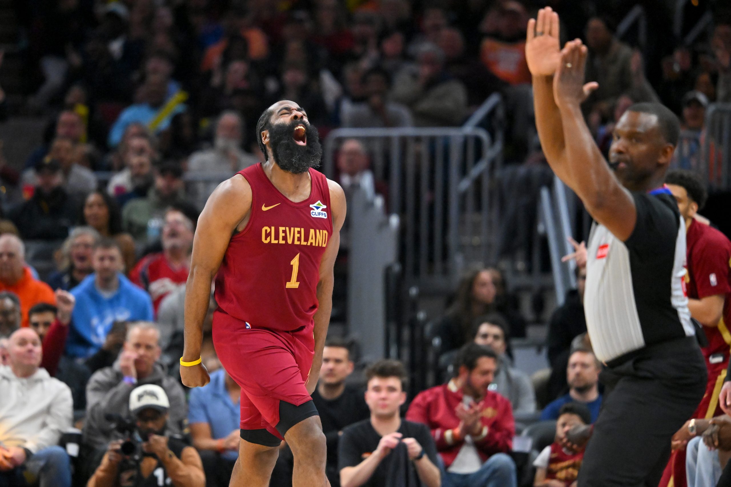 Dabble Promo Code FOX Unlocks $10 No Deposit Ahead of Hawks vs Cavaliers, Thunder vs Clippers and More