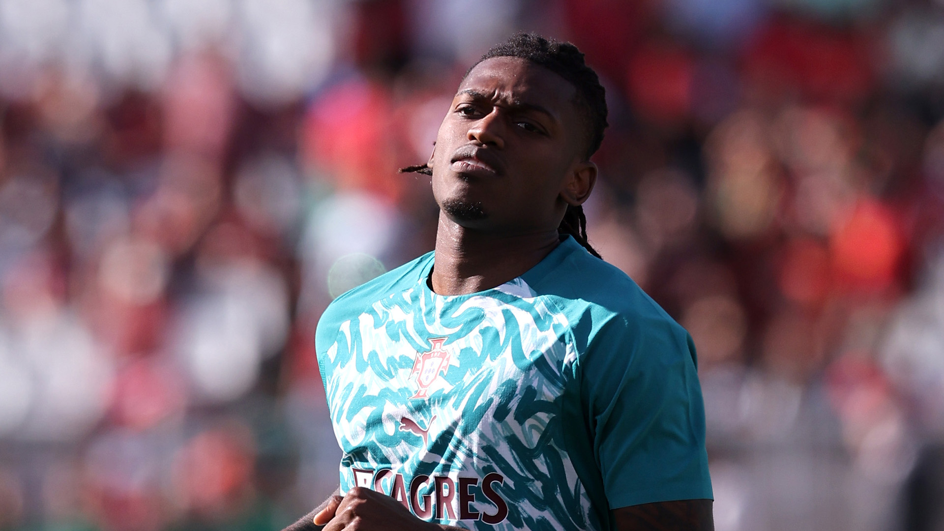 Portugal’s Rafael Leão Sent Off For Punching In World Cup Warmup Win Over Chile